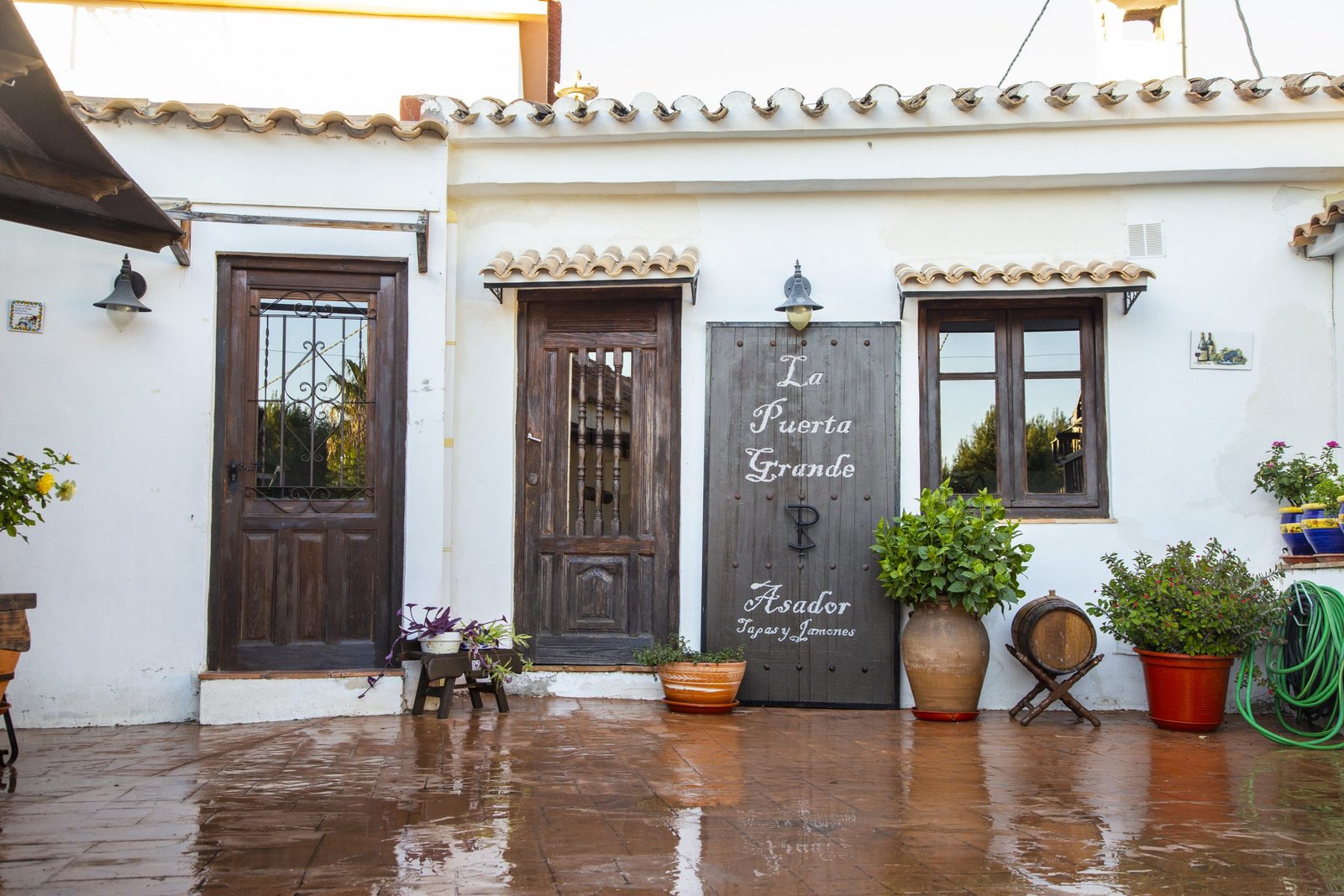 Fachada de La Puerta Grande